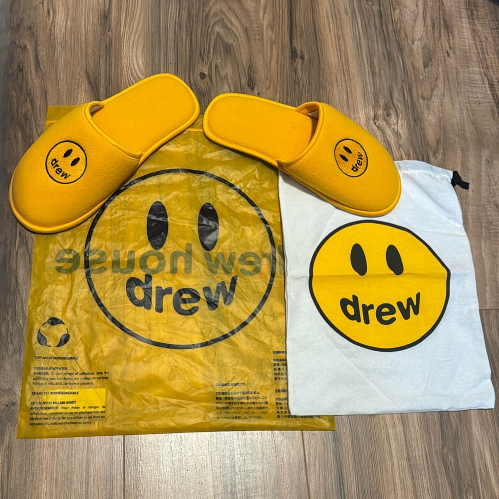 New Drew House Mascot House Slippers Size S/M